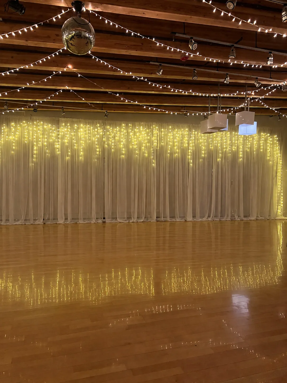 The floor at Idaho Ballroom, lit and empty